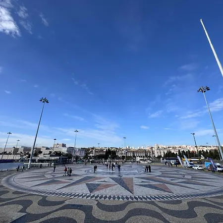 Floating Oasis Båthotell *