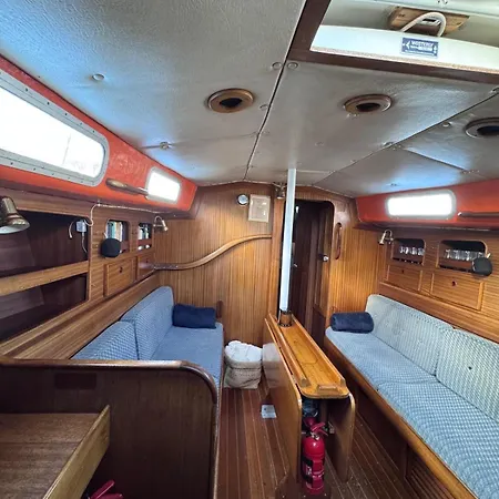 船屋 Floating Oasis Lisboa